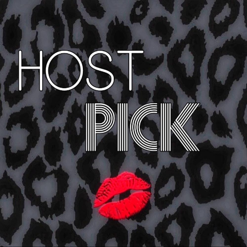 CHECK OUT OUR HOST PICK(S)💋👜👠👗🕶👢💍